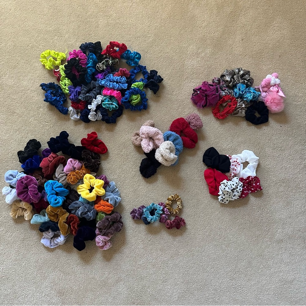 ‼️Scrunchies - Lot of 70+